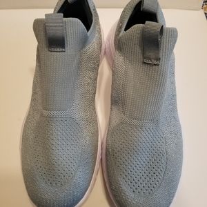 AVIA comfy light weight sneakers  shoes slide size 6 1/2